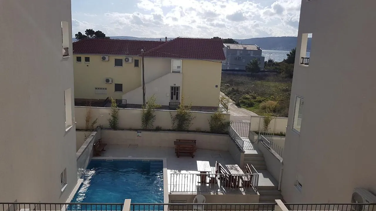 Apartments Monica 100 Meters To Beach Near Split Trogir Kastela Croatia